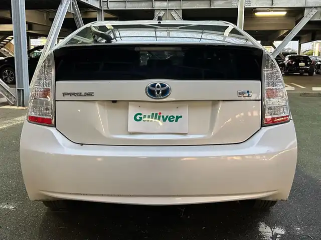 トヨタ プリウス S　LEDエディション 静岡県 2010(平22)年 17.5万km ホワイトパールクリスタルシャイン ユーザー買取車/純正ディーラーナビ/・FM/AM/CD/DVD/ワンセグ/HDD/ステアリングスイッチ/電動格納ミラー/ビルトインETC/ウィンカーミラー/HIDライト