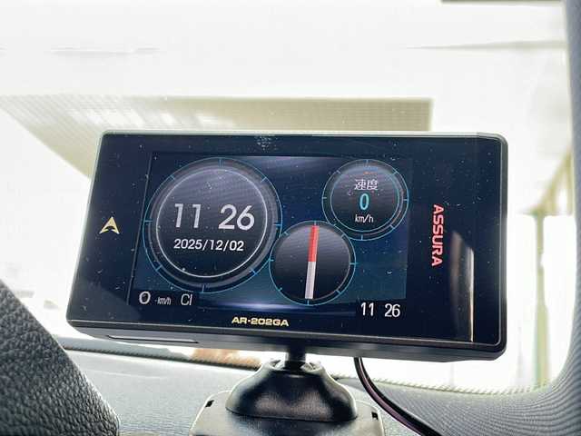 ＢＭＷ １３５ｉ クーペ 愛知県 2008(平20)年 9.8万km アルピンホワイトⅢ /禁煙//Mスポーツ//ターボ//純正HDDナビ/CD/DVD/AUX/AM/FM//茶革レザーシート//パワーシート//シートヒーター//パドルシフト//クルーズコントロール//ETC//ブラウンウッドパネル//社外19AW//ドライブレコーダー//HIDオートライト//オートワイパー//電動格納式ミラー//ステアリングスイッチ//自動防眩ミラー//レーダー探知機//社外フロアマット//ISOFIX//照明付きバニティミラー//取扱説明書/保証書/スペアキー有