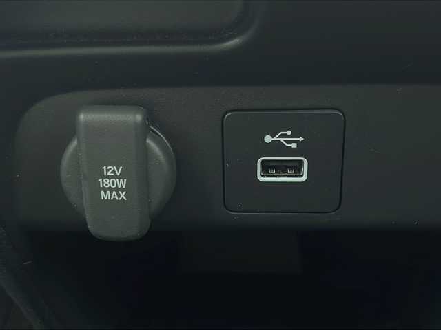 ホンダ フリード ハイブリット e:HEV AIR 三重県 2025(令7)年 1.5万km フィヨルドミストパール ホンダセンシング/・衝突軽減ブレーキ/・誤発進抑制機能/・後方誤発進抑制機能/・近距離衝突軽減ブレーキ/・歩行者事故低減ステアリング/・路外逸脱抑制機能/・渋滞追従機能付アダプティブクルーズコントロール/・車線維持支援システム/・トラフィックジャムアシスト/・先行車発進お知らせ機能/・標識認識機能/・オートハイビーム/・パーキングセンサーシステム/1オーナー/純正ディスプレイオーディオ/【Bluetooth/USB/ipod/スマホ連携】/バックカメラ/ETC/前後ドライブレコーダー/両側パワースライドドア/オートライト/フルLEDヘッドランプ/185/65R15インチ社外AW/【純正ホイール積込】/プッシュスタート/スマートキー/スペアキー/純正フロアマット