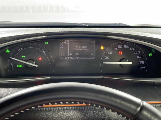 トヨタ シエンタ ハイブリッド G クエロ 沖縄県 2018(平30)年 5.1万km ブラックマイカ/ヴィンテージブラウンパールクリスタルシャイン 禁煙車/県外仕入/純正ナビ/（Bluetooth/CD/DVD/フルセグTV)/両側パワースライドドア/ビルトインETC/アラウンドビューモニター/衝突軽減ブレーキ/ドライブレコーダー/レーンキープアシスト/ハーフレザーシート/ステアリングヒーター/シートヒーター/クルーズコントロール/オートマチックハイビーム/オートライト/前後コーナーセンサー/社外１５アルミホイール（純正あり）