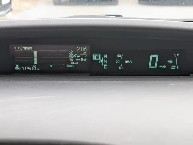 トヨタ プリウス S ツーリングセレ G’s 栃木県 2012(平24)年 12万km ホワイトパールクリスタルシャイン (株)IDOMが運営する【じしゃロン宇都宮店】の自社ローン対象車両になります。こちらは現金またはオートローンご利用時の価格です。自社ローンご希望の方は別途その旨お申付け下さい/純正ナビ/FM/AM/CD/TV/ETC/バックカメラ/プッシュスタート/スマートキー/ステアリングスイッチ/ドアミラーウインカー/フォグランプ