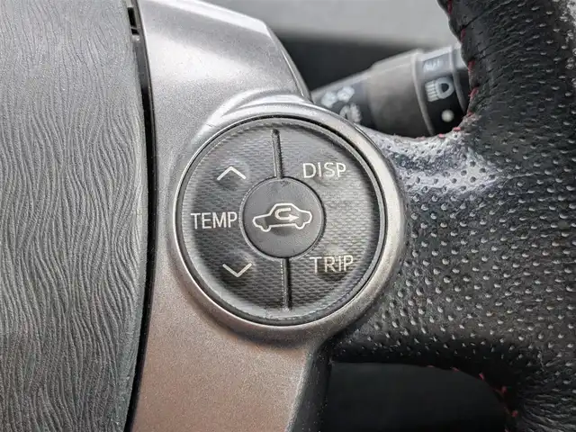トヨタ プリウス S ツーリングセレ G’s 栃木県 2012(平24)年 12万km ホワイトパールクリスタルシャイン (株)IDOMが運営する【じしゃロン宇都宮店】の自社ローン対象車両になります。こちらは現金またはオートローンご利用時の価格です。自社ローンご希望の方は別途その旨お申付け下さい/純正ナビ/FM/AM/CD/TV/ETC/バックカメラ/プッシュスタート/スマートキー/ステアリングスイッチ/ドアミラーウインカー/フォグランプ