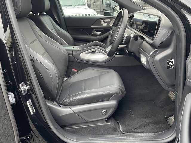 メルセデス・ベンツ Ｍ・ベンツ ＧＬＥ４００ｄ 4MATIC クーペ スポーツ 東京都 2022(令4)年 3.4万km オブシディアンブラック 新車時保証書　整備記録簿/取扱説明書　/アクティブブレーキアシスト/アクティブディスタンスアシストディストロニック/アクティブブラインドウスポット/アクティブレーンキーピングアシスト/アクティブパーキングアシスト/アイドリングストップ/純正ナビ/フルセグTV/BT/USB/AppleCarPlay/360度カメラ　ETC【2.0】/ブルメスター/純正ドライブレコーダー【前後】/サンルーフ/レザーシート/全席シートヒーター/Fベンチレーター/パワーシート/スマートキー×2/LEDヘッドライト/オートライト/パドルシフト付皮巻きハンドル/AMG21インチアルミ