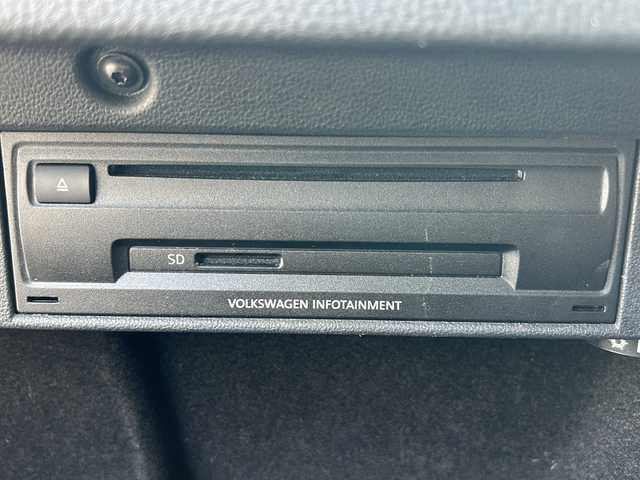 フォルクスワーゲン ゴルフ TSI コンフォートライン BM 富山県 2013(平25)年 5.7万km 黒 HDD純正ナビ/Bluetooth/CD/AUX/ワンセグTV/ETC/横滑り防止装置/レーンキープアシスト/バックカメラ/純正16インチアルミホイール/ドライブレコーダー/純正フロアマット/スペアキー/オートライト/取扱説明書