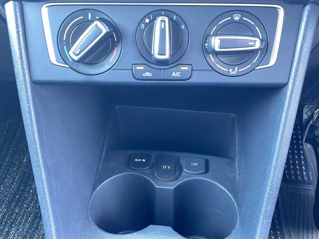 フォルクスワーゲン ポロ TSIコンフォートライン 長野県 2014(平26)年 5.5万km 茶 純正オーディオ/ＢｌｕｅｔｏｏｔｈAudio/バックカメラ/純正１５インチアルミホイール/ターボ/ＥＴＣ　　/ＵＳＢ入力端子　/ＭＴモード付ＡＴ　/アイドリングストップ　/リモコンキー