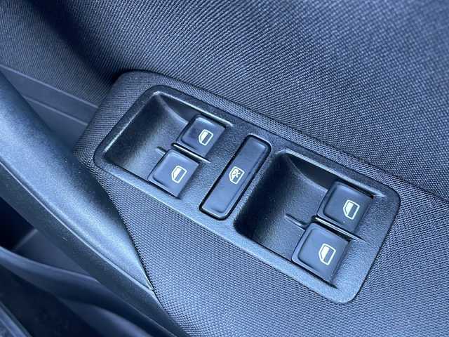 フォルクスワーゲン ポロ TSIコンフォートライン 長野県 2014(平26)年 5.5万km 茶 純正オーディオ/ＢｌｕｅｔｏｏｔｈAudio/バックカメラ/純正１５インチアルミホイール/ターボ/ＥＴＣ　　/ＵＳＢ入力端子　/ＭＴモード付ＡＴ　/アイドリングストップ　/リモコンキー