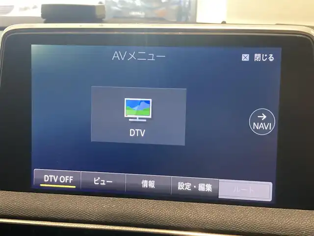 プジョー ３００８ GT ハイブリッド4 熊本県 2022(令4)年 4万km グレーⅡ ・スマートキー/・プッシュスタート/・パノラマサンルーフ/・アクティブセーフティブレーキ/・トラフィックサインインフォメーション/・疲労検知/・アダプティブライト/・インテリジェントハイビーム/・パーキングセンサー/・パーキングアシスト/・ブラインドスポットモニター/・ハーフレザーシート /・D席パワーシート/・前席シートヒーター /・純正メモリナビ/　【Bluetooth・USB・AppleCarPlay・AndroidAuto】/・フルセグTV/・全方位カメラ/・左サイドカメラ/・ETC/・ドライブレコーダー(前後録画)/・パワーバックドア/・LEDヘッドランプ/・純正マット/・パワーバックドア