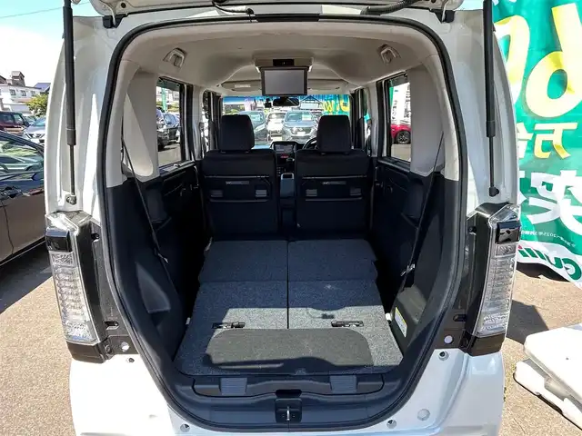 ホンダ Ｎ ＢＯＸ カスタム G Lパッケージ 宮城県 2015(平27)年 7.2万km プレミアムホワイトパールⅡ 2トーンカラースタイル/シルバー塗装メータリング/リアシートスライド＋シートバックテーブル/＝＝＝/純正11インチフリップダウンモニター（VM-155EN）/純正ナビ（VXM-152VFi）/・CD/DVD/・Bluetooth/・フルセグTV/ETC/ドライブレコーダー/左側パワースライドドア/革巻きステアリング/ステアリングスイッチ/HIDヘッドランプ/フォグランプ/オートライト/スマートキー＆プッシュスタート/電動格納ミラー/リア席サンシェード/社外14インチAW/ドアバイザー/フロアマット/Wエアバッグ