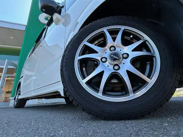 ホンダ Ｎ ＢＯＸ カスタム G Lパッケージ 宮城県 2015(平27)年 7.2万km プレミアムホワイトパールⅡ 2トーンカラースタイル/シルバー塗装メータリング/リアシートスライド＋シートバックテーブル/＝＝＝/純正11インチフリップダウンモニター（VM-155EN）/純正ナビ（VXM-152VFi）/・CD/DVD/・Bluetooth/・フルセグTV/ETC/ドライブレコーダー/左側パワースライドドア/革巻きステアリング/ステアリングスイッチ/HIDヘッドランプ/フォグランプ/オートライト/スマートキー＆プッシュスタート/電動格納ミラー/リア席サンシェード/社外14インチAW/ドアバイザー/フロアマット/Wエアバッグ