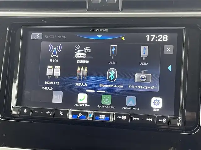 トヨタ ランドクルーザー プラド TX Lパッケージ マットブラED 福岡県 2023(令5)年 2.5万km ホワイトパールクリスタルシャイン ワンオーナー　/７人乗り　/サンルーフ　/ルーフレール　/社外８型ディスプレイオーディオ　/バックカメラ　/ビルトインＥＴＣ　/前方ドライブレコーダー　/レーダークルーズコントロール　/コーナーセンサー　/衝突被害軽減ブレーキ　/レーンキープ　/アクセル踏み間違い防止　/先行車発進お知らせ　/ＭＴモード付き　/寒冷地仕様　/ベージュ本革シート　/パワーシート　/ベンチレーション／シートヒーター　/ＬＥＤヘッドライト