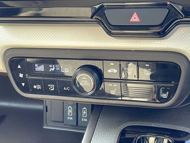 ホンダ Ｎ ＢＯＸ L 新潟県 2022(令4)年 4万km クリスタルブラックパール メーカー純正ナビ/フルセグ/ＤＶＤ再生/Bluetooth接続/全車速追従クルーズコントロール/レーンキープ/パーキングソナー/バックカメラ/片側パワースライドドア/ETC/シートヒーター/ドアバイザー/ＬＥＤヘッドライト