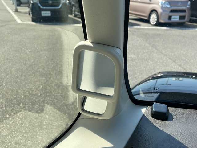 ホンダ Ｎ ＢＯＸ L 新潟県 2022(令4)年 4万km クリスタルブラックパール メーカー純正ナビ/フルセグ/ＤＶＤ再生/Bluetooth接続/全車速追従クルーズコントロール/レーンキープ/パーキングソナー/バックカメラ/片側パワースライドドア/ETC/シートヒーター/ドアバイザー/ＬＥＤヘッドライト