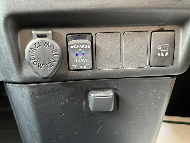 ダイハツ トール Gターボ SAⅢ 静岡県 2019(平31)年 5万km パールホワイトⅢ /純正ナビ/地デジTV//CD/DVD/Bluetooth//バック/全周囲カメラ//両側パワースライドドア//スマートアシストIII//オートハイビーム//アイドリングストップ//クルーズコントロール//スマートキー//ビルトインＥＴＣ//社外14インチＡＷ