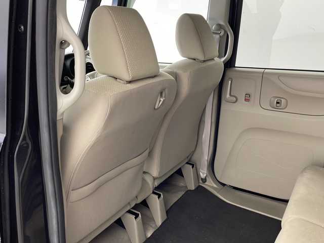 ホンダ Ｎ ＢＯＸ G Lパッケージ 兵庫県 2012(平24)年 7万km クリスタルブラックパール ・純正ナビ（VXM-128VSX）/・CD/DVD/SD/TV/・バックカメラ/・片側パワースライドドア/・前方ドライブレコーダー/・ステアリングリモコン/・ハロゲンライト/・ヘッドライトレベライザー/・横滑り防止装置/・ECON/・ETC/・オートエアコン/・スマートキー/・スペアキー/・プッシュスタート/・純正フロアマット/・ドアバイザー/・電動格納ミラー