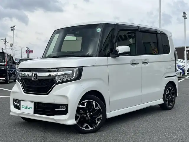 ホンダ Ｎ ＢＯＸ カスタム G L ターボ ホンダセンシング 奈良県 2020(令2)年 3.1万km プラチナホワイトパール 純正ナビ（VXM-214VFi)/（フルセグ／ＢＴ／ＣＤ／ＤＶＤ）/レーダークルーズコントロール/バックカメラ/後方コーナーセンサー/衝突軽減システム/レーンキープアシスト/両側パワースライドドア/ハーフレザーシート/前席シートヒーター/後席サンシェード/ＥＴＣ/前後ドライブレコーダー/純正15インチAW