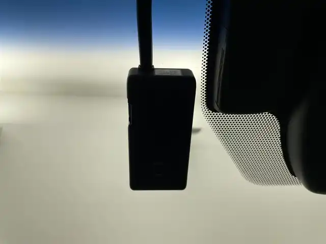 トヨタ クラウン ハイブリッド S Cパッケージ 群馬県 2019(平31)年 7.2万km ホワイトパールクリスタルシャイン パノラミックビューモニター/インテリジェントパーキングアシスト2(巻き込み警報機能付)/＝＝＝＝＝/T-Connect SDナビゲーションシステム　for CROWN/・クラウン・スーパーライブサウンドシステム/（10スピーカー/8ch　オーディオアンプ）/・遠視点ディスプレイ（8インチ）/・Blu-ray/DVD/CD/microSD/サウンドライブラリー/USB/AUX/フルセグTV/Bluetooth(ハンズフリー/オーディオ）/Miracast/=========/社外ＲＡＹＳ２０インチＡＷ　ＲＳ－Ｒダウンサス　純正メーカーナビ　パノラミックビューモニター　パワーシート　シートヒーター　ステアリングヒーター　ドラレコ　カラーＨＵＤ　ＢＳＭ　追従クルーズ　ＥＴＣ