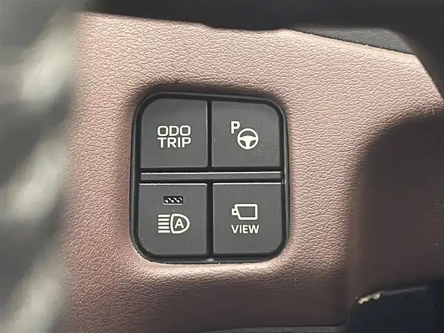 トヨタ クラウン ハイブリッド S Cパッケージ 群馬県 2019(平31)年 7.2万km ホワイトパールクリスタルシャイン パノラミックビューモニター/インテリジェントパーキングアシスト2(巻き込み警報機能付)/＝＝＝＝＝/T-Connect SDナビゲーションシステム　for CROWN/・クラウン・スーパーライブサウンドシステム/（10スピーカー/8ch　オーディオアンプ）/・遠視点ディスプレイ（8インチ）/・Blu-ray/DVD/CD/microSD/サウンドライブラリー/USB/AUX/フルセグTV/Bluetooth(ハンズフリー/オーディオ）/Miracast/=========/社外ＲＡＹＳ２０インチＡＷ　ＲＳ－Ｒダウンサス　純正メーカーナビ　パノラミックビューモニター　パワーシート　シートヒーター　ステアリングヒーター　ドラレコ　カラーＨＵＤ　ＢＳＭ　追従クルーズ　ＥＴＣ