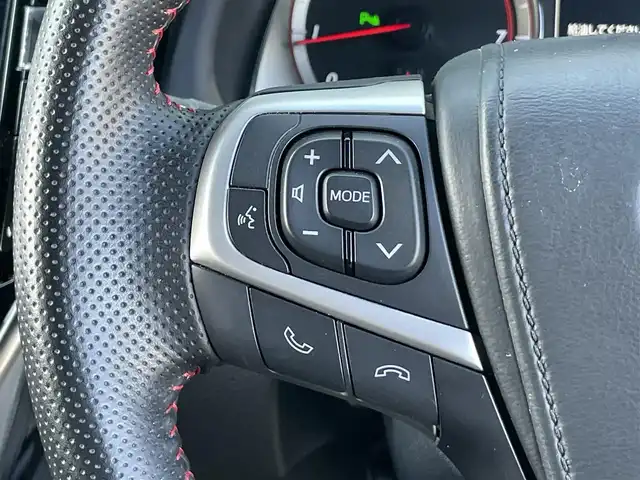 トヨタ ハリアー プレミアム 香川県 2018(平30)年 4.5万km ホワイトパールクリスタルシャイン アルパイン9型ナビ(EX10Z)/→AM.FM/CD/TV/Bluetooth/トヨタセーフティーセンス/・プリクラッシュセーフティー/・レーンディパーチャーアラート/・オートマチックハイビーム/アダプティブハイビームシステム/・レーダークルーズコントロール/・先行車発進告知機能/バックカメラ/純正OPエアロ（フロント・サイド・リア）/パワーバックドア/D席パワーシート/LEDヘッドライト/ハーフレザーシート/革巻きステアリング/ステアリングリモコン/コーナーセンサー/オートホールド/ETC/フロアマット/純正ドアバイザー/HDMI/オートエアコン/パワーウィンドウ/プッシュスタート/スマートキー