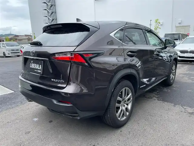 レクサス ＮＸ 300h Iパッケージ 大阪府 2014(平26)年 7.5万km 茶Ⅱ 純正ナビ/B・Sカメラ/地デジTV/黒革/シートヒーター/メモリシート/ステアリングヒーター/クルコン/プリクラッシュ