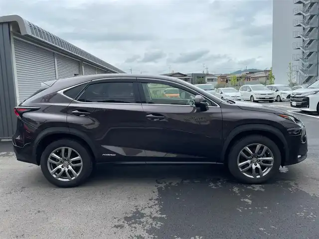 レクサス ＮＸ 300h Iパッケージ 大阪府 2014(平26)年 7.5万km 茶Ⅱ 純正ナビ/B・Sカメラ/地デジTV/黒革/シートヒーター/メモリシート/ステアリングヒーター/クルコン/プリクラッシュ