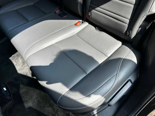 レクサス ＮＸ 300h Iパッケージ 富山県 2014(平26)年 7.5万km 茶Ⅱ 純正ナビ/フルセグTV/AM/FMラジオ/Bluetooth接続/DVD再生/バックカメラ/アイドリングストップ/黒革シート/D/N席シートヒーター/D席メモリシート/ステアリングヒーター/ACC/プリクラッシュ/前後ドラレコ/後席コンセント