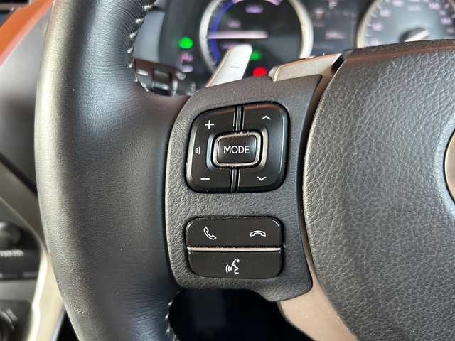 レクサス ＮＸ 300h Iパッケージ 富山県 2014(平26)年 7.5万km 茶Ⅱ 純正ナビ/フルセグTV/AM/FMラジオ/Bluetooth接続/DVD再生/バックカメラ/アイドリングストップ/黒革シート/D/N席シートヒーター/D席メモリシート/ステアリングヒーター/ACC/プリクラッシュ/前後ドラレコ/後席コンセント