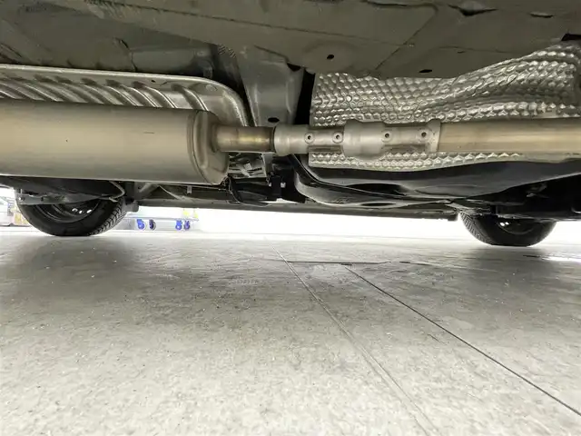 ホンダ Ｎ ＢＯＸ G L ホンダセンシング 千葉県 2018(平30)年 5.5万km クリスタルブラックパール ホンダセンシング（安全運転支援システム）/・衝突軽減ブレーキ〈CMBS〉/・誤発進抑制機能/・歩行者事故低減ステアリング/・路外逸脱抑制機能/・渋滞追従機能付 ACC〈アダプティブ・クルーズ・コントロール〉/・LKAS〈車線維持支援システム〉/・先行車発進お知らせ機能/・標識認識機能/純正ディスプレイオーディオ/・ワンセグTV/・CD/・バックカメラ/左側パワースライドドア/スマートキー/LEDライト/ビルトインETC/フロアマット