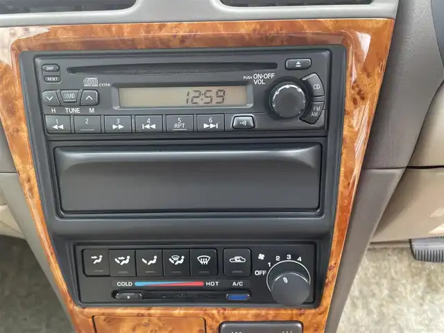 日産 ブルーバード シルフィ 18Vi 長野県 2001(平13)年 5.3万km チタニウムシルバー ワンオーナー/ドアバイザー/ABS/純正フロアマット/電動格納ミラー