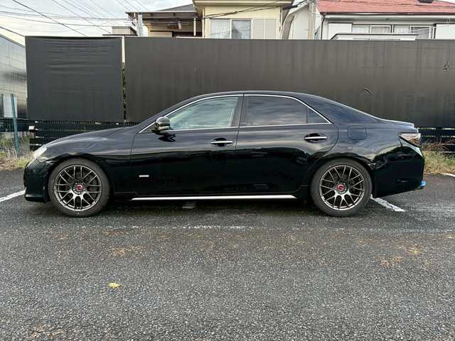 トヨタ マークＸ プレミアム +M Sチャージャー 埼玉県 2010(平22)年 9.4万km ブラック モデリスタコンプリートカー「+Mスーパーチャージャー”」/　　専用ECU/　　専用Vバンクカバー/　　スポーツサスペンション（約20mmローダウン）/　　専用エンブレム“+M”/　　専用エンブレム“SUPER CHARGER”/純正メモリナビ（NSZT-W60）/ワンセグテレビ/バックカメラ/Bluetoothオーディオ/サンルーフ/革シート/電動テレスコピックステアリング/プッシュスタート/WORK　18インチアルミ/ETC/HIDヘッドライト
