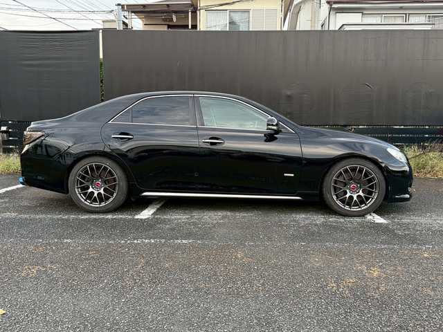 トヨタ マークＸ プレミアム +M Sチャージャー 埼玉県 2010(平22)年 9.4万km ブラック モデリスタコンプリートカー「+Mスーパーチャージャー”」/　　専用ECU/　　専用Vバンクカバー/　　スポーツサスペンション（約20mmローダウン）/　　専用エンブレム“+M”/　　専用エンブレム“SUPER CHARGER”/純正メモリナビ（NSZT-W60）/ワンセグテレビ/バックカメラ/Bluetoothオーディオ/サンルーフ/革シート/電動テレスコピックステアリング/プッシュスタート/WORK　18インチアルミ/ETC/HIDヘッドライト