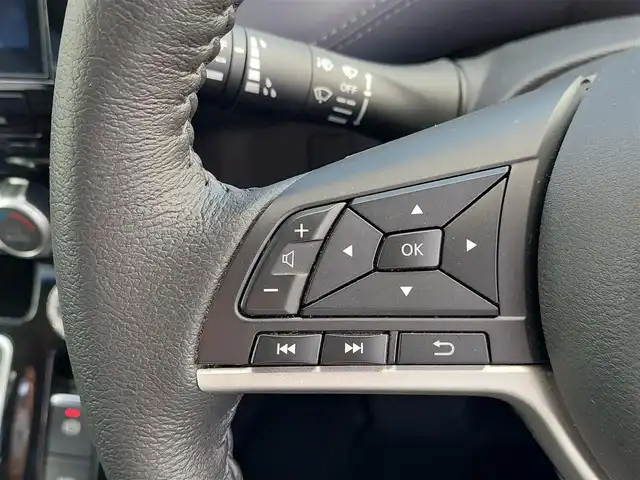 日産 セレナ e－パワー ハイウェイスター V 東京都 2021(令3)年 4.8万km ダイヤモンドブラック エマージェンシーブレーキ/踏み間違い衝突防止アシスト/車線逸脱防止支援/ブラインドスポットアシスト/コーナーセンサー/プロパイロット/アラウンドビューモニター/インテリジェントルームミラー/プッシュスタート/純正ナビ/フルセグTV/フリップダウンモニター/ETC/ドライブレコーダー/両側パワースライドドア/シートヒーター/ステアリングヒーター/パーソナルテーブル/後席ロールサンシェード/LEDヘッドライト/オートライト/ドアバイザー/16インチ純正アルミホイール/スマートキー