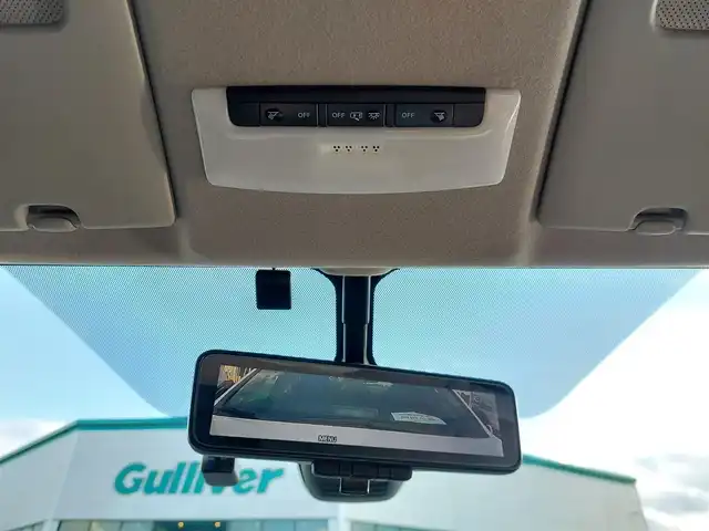 日産 セレナ e－パワー ハイウェイスター V 東京都 2021(令3)年 4.8万km ダイヤモンドブラック エマージェンシーブレーキ/踏み間違い衝突防止アシスト/車線逸脱防止支援/ブラインドスポットアシスト/コーナーセンサー/プロパイロット/アラウンドビューモニター/インテリジェントルームミラー/プッシュスタート/純正ナビ/フルセグTV/フリップダウンモニター/ETC/ドライブレコーダー/両側パワースライドドア/シートヒーター/ステアリングヒーター/パーソナルテーブル/後席ロールサンシェード/LEDヘッドライト/オートライト/ドアバイザー/16インチ純正アルミホイール/スマートキー