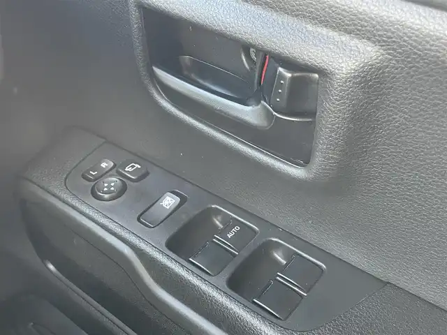 マツダ フレア クロスオーバー ハイブリッド XG 岡山県 2022(令4)年 3.9万km 青 メモリナビ　KXM-E506W/フルセグTV、CD、DVD、Bluetooth、AM、FM/ETC/前席シートヒーター/デュアルカメラブレーキサポート/誤発進抑制機能/後退時ブレーキサポート/車線逸脱警報機能/車線逸脱抑制機能/ふらつき警報機能/先行車発進お知らせ機能/ハイビームアシスト