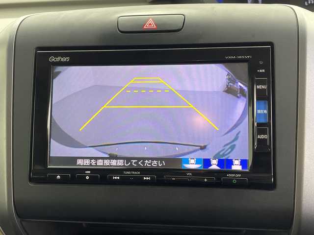 ホンダ フリード ハイブリット G ホンダセンシング 愛知県 2018(平30)年 3.2万km ルナシルバーM ６人乗り/純正SDナビ/バックカメラ/ビルトインETC/オートサイドステップ/両側パワースライドドア/ホンダセンシング/・衝突軽減ブレーキ（CMBS)/・車線維持支援システム（LKAS)/・アダプティブクルーズコントロール/・先行車発信お知らせ機能/・標識認識機能/・誤発進抑制/・路外逸脱抑制機能/・歩行者事故低減システム/横滑り防止/ワイパーデアイサ/LEDヘッドライト　アクティブコーナリングライト/電動格納ウィンカーミラー/スペアキー