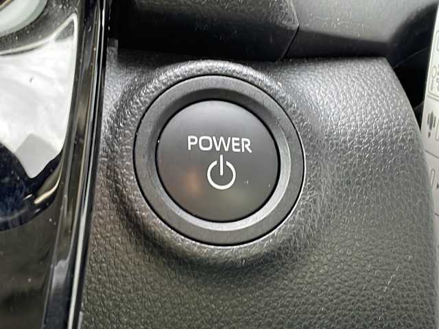 トヨタ アクア X 新潟県 2024(令6)年 1.9万km スーパーホワイトⅡ 4WD/純正ディスプレイオーディオ/BT/USB/バックカメラ/衝突被害軽減ブレーキ/レーンキープアシスト/レーダークルーズコントロール/コーナーセンサー/ステアリングスイッチ/スマートキー/プッシュスタート/LEDヘッドライト/オートライト/オートハイビーム