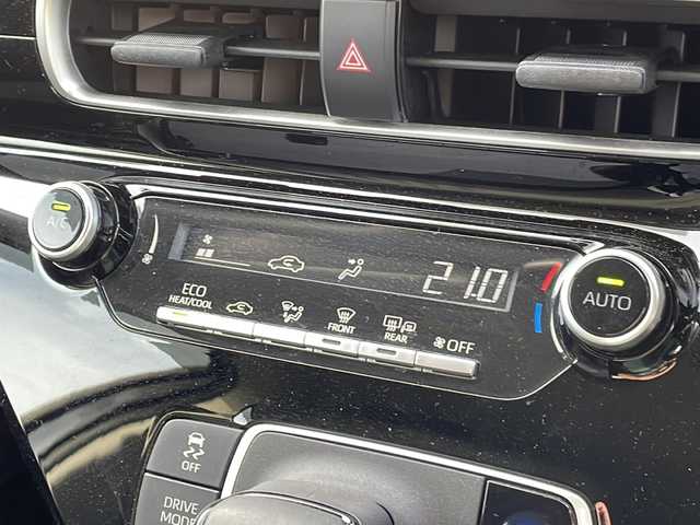 トヨタ アクア X 新潟県 2024(令6)年 1.9万km スーパーホワイトⅡ 4WD/純正ディスプレイオーディオ/BT/USB/バックカメラ/衝突被害軽減ブレーキ/レーンキープアシスト/レーダークルーズコントロール/コーナーセンサー/ステアリングスイッチ/スマートキー/プッシュスタート/LEDヘッドライト/オートライト/オートハイビーム