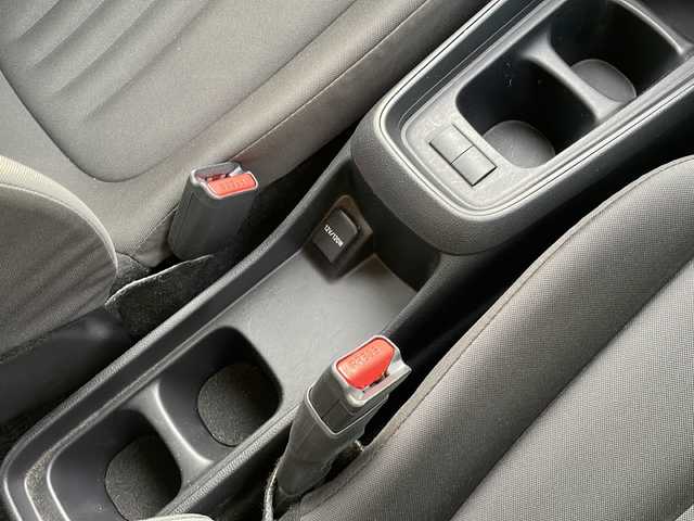 トヨタ アクア X 新潟県 2024(令6)年 1.9万km スーパーホワイトⅡ 4WD/純正ディスプレイオーディオ/BT/USB/バックカメラ/衝突被害軽減ブレーキ/レーンキープアシスト/レーダークルーズコントロール/コーナーセンサー/ステアリングスイッチ/スマートキー/プッシュスタート/LEDヘッドライト/オートライト/オートハイビーム