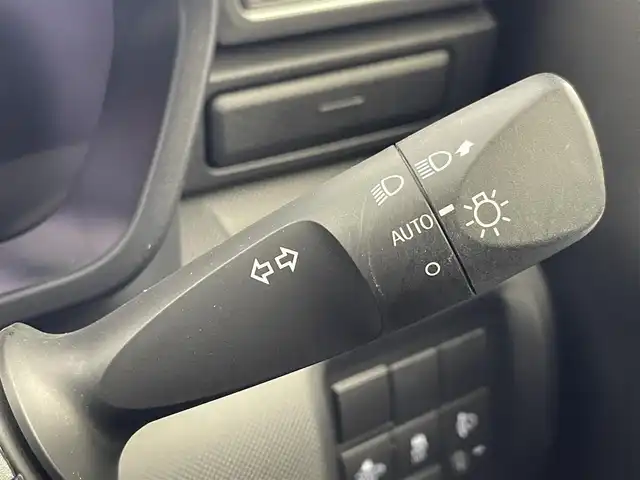 トヨタ ライズ G 群馬県 2020(令2)年 5.5万km ナチュラルベージュマイカM 純正７インチナビ　バックカメラ　ＬＥＤライト　ヘッドライトレベライザー　純正１６インチアルミホイール　ステアリングリモコン　コーナーセンサー　スマートキー　スペアキー　純正フロアマット　禁煙車