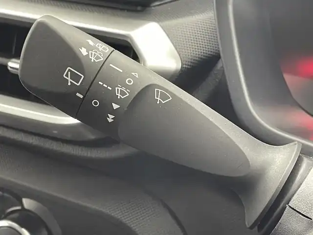 トヨタ ライズ G 群馬県 2020(令2)年 5.5万km ナチュラルベージュマイカM 純正７インチナビ　バックカメラ　ＬＥＤライト　ヘッドライトレベライザー　純正１６インチアルミホイール　ステアリングリモコン　コーナーセンサー　スマートキー　スペアキー　純正フロアマット　禁煙車