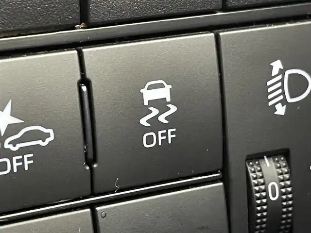 トヨタ ライズ G 群馬県 2020(令2)年 5.5万km ナチュラルベージュマイカM 純正７インチナビ　バックカメラ　ＬＥＤライト　ヘッドライトレベライザー　純正１６インチアルミホイール　ステアリングリモコン　コーナーセンサー　スマートキー　スペアキー　純正フロアマット　禁煙車