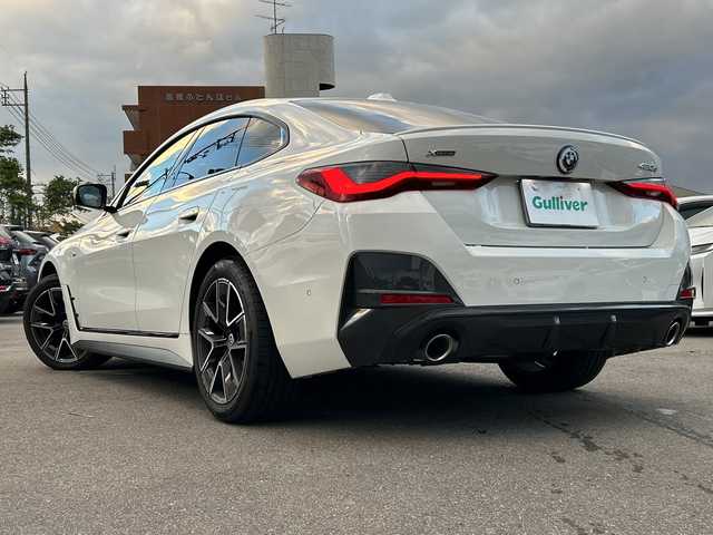 ＢＭＷ ＢＭＷ ４２０ｄ xDrive グランクーペ Mスポーツ 山口県 2023(令5)年 1万km アルピンホワイトⅢ 純正ナビ　/　・Ｂｌｕｅｔｏｏｔｈ　/　・ＡｐｐｌｅＣａｒｐｌａｙ　/　・全方位カメラ　/Ｍスポーツ　/クルーズコントロール　/パワーシート　/ヒートヒーター　/ドライブレコーダー　/純正１８インチＡＷ　/レザーシート　/ＥＴＣ