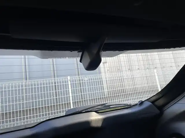 トヨタ ヤリスクロス ハイブリッド GRスポーツ 埼玉県 2023(令5)年 1.6万km ブラックマイカ/プラチナホワイトパールマイカ /ワンオーナー//純正ディスプレイオーディオ//フルセグTV//バックカメラ//アダプティブクルーズコントロール//ビルトインETC//スマートキーx2//LEDヘッドライト//PCS//LTA//PKSB//RSA//クリアランスソナー//W.サイド.カーテンエアバッグ//ABS//横滑り防止装置//前後ドライブレコーダー//ハーフレザーシート//革巻きステアリング//ステアリングオーディオリモコン//オートライト//プライバシーガラス//ドアバイザー//純正18インチAW//新車時保証書//取扱説明書//マルチメディア取説