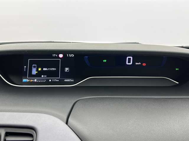 日産 セレナ e－パワー ハイウェイスター V 宮城県 2022(令4)年 4.5万km ブリリアントホワイトパール 2トーン ワンオーナー/両側パワースライドドア/プロパイロット/セーフティパック/エマージェンシーブレーキ/レーダークルーズコントロール/純正10インチナビ/純正フリップダウンモニター/フルセグTV/Bluetooth/アラウンドビューモニター/フロント/サイド/バックカメラ/プッシュスタート/スマートキー/スペアキー/サイド/リアスポイラーエアロ/オートライト/LEDヘッドライト/純正フロアマット/純正16インチアルミホイール