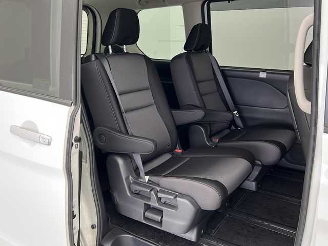 日産 セレナ e－パワー ハイウェイスター V 宮城県 2022(令4)年 4.5万km ブリリアントホワイトパール 2トーン ワンオーナー/両側パワースライドドア/プロパイロット/セーフティパック/エマージェンシーブレーキ/レーダークルーズコントロール/純正10インチナビ/純正フリップダウンモニター/フルセグTV/Bluetooth/アラウンドビューモニター/フロント/サイド/バックカメラ/プッシュスタート/スマートキー/スペアキー/サイド/リアスポイラーエアロ/オートライト/LEDヘッドライト/純正フロアマット/純正16インチアルミホイール