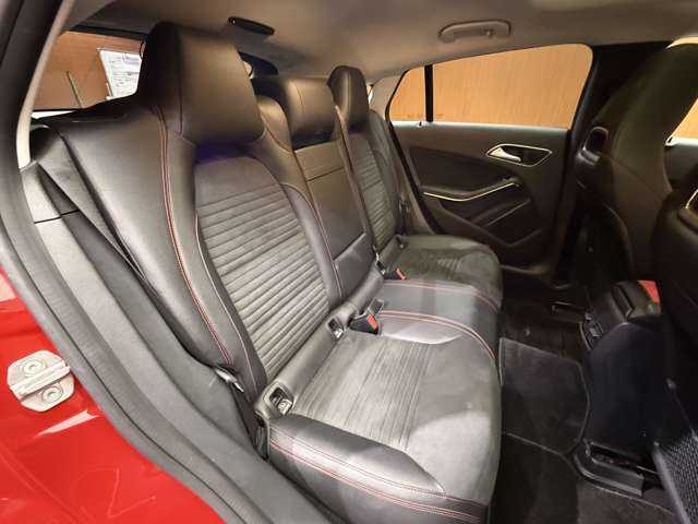 メルセデス・ベンツ ＣＬＡ１８０ Sブレイク AMG スタイル 千葉県 2018(平30)年 2.9万km ジュピターレッド ＡＭＧプレミアムＰＫＧ　/パノラマＳＲ　/ＡＣＣ　/ナビ　/ＴＶ　/Ｂｌｕｅｔｏｏｔｈ接続　/Ｂカメラ　/ｈａｒｍａｎｋａｒｄｏｎサウンド　/電動シート　/シートヒーター　/電動リアゲート/衝突軽減Ｂ　/ＢＳＭ　/ＬＫＡ