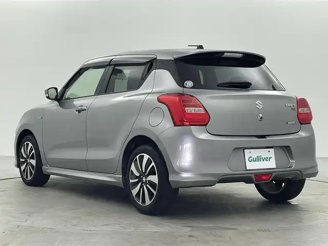 スズキ スイフト HYBRID RS 福井県 2017(平29)年 1.3万km プレミアムシルバーメタリック カロッツェリアディスプレイオーディオ　 型式：FH-7100DVD/バックカメラ /スペアキー１本/シートヒーター　/純正アルミホイール　/クルーズコントロール　/純正フロアマット　/社外ドライブレコーダー /LEDヘッドライト /ABS/レーンキープアシスト/衝突被害軽減システム