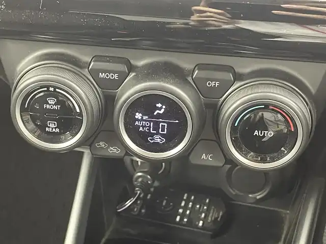 スズキ スイフト HYBRID RS 福井県 2017(平29)年 1.3万km プレミアムシルバーメタリック カロッツェリアディスプレイオーディオ　 型式：FH-7100DVD/バックカメラ /スペアキー１本/シートヒーター　/純正アルミホイール　/クルーズコントロール　/純正フロアマット　/社外ドライブレコーダー /LEDヘッドライト /ABS/レーンキープアシスト/衝突被害軽減システム