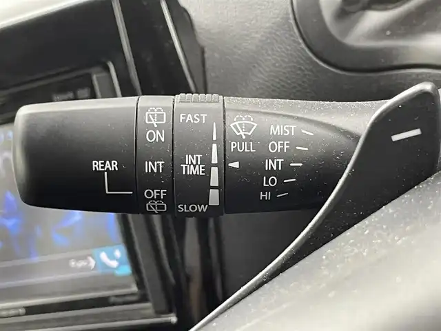 スズキ スイフト HYBRID RS 福井県 2017(平29)年 1.3万km プレミアムシルバーメタリック カロッツェリアディスプレイオーディオ　 型式：FH-7100DVD/バックカメラ /スペアキー１本/シートヒーター　/純正アルミホイール　/クルーズコントロール　/純正フロアマット　/社外ドライブレコーダー /LEDヘッドライト /ABS/レーンキープアシスト/衝突被害軽減システム