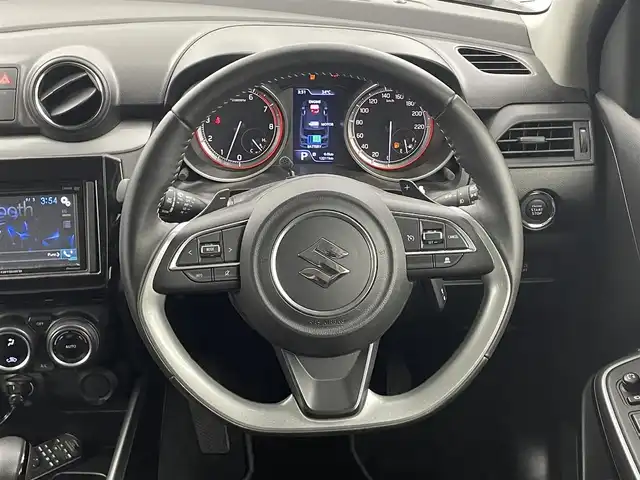 スズキ スイフト HYBRID RS 福井県 2017(平29)年 1.3万km プレミアムシルバーメタリック カロッツェリアディスプレイオーディオ　 型式：FH-7100DVD/バックカメラ /スペアキー１本/シートヒーター　/純正アルミホイール　/クルーズコントロール　/純正フロアマット　/社外ドライブレコーダー /LEDヘッドライト /ABS/レーンキープアシスト/衝突被害軽減システム