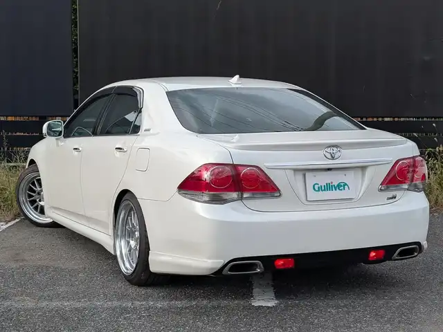 トヨタ クラウン アスリート +M Sチャージ 埼玉県 2011(平23)年 7.2万km ホワイトパールクリスタルシャイン モデリスタ架装「+Mスーパーチャージャー」/純正HDDナビ/ワンセグテレビ/Bluetoothオーディオ/バックカメラ/TEIN車高調/WORK 18インチアルミ/クルーズコントロール/サンルーフ/黒 本革シート(シートヒーター、ベンチレーション(運転席助手席))/ドアバイザー/プッシュスタート/ETC/HIDヘッドライト/スマートキー×2